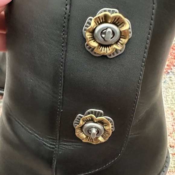 Coach Hana Tea Rose Lug Sole Boot - Picture 9 of 12